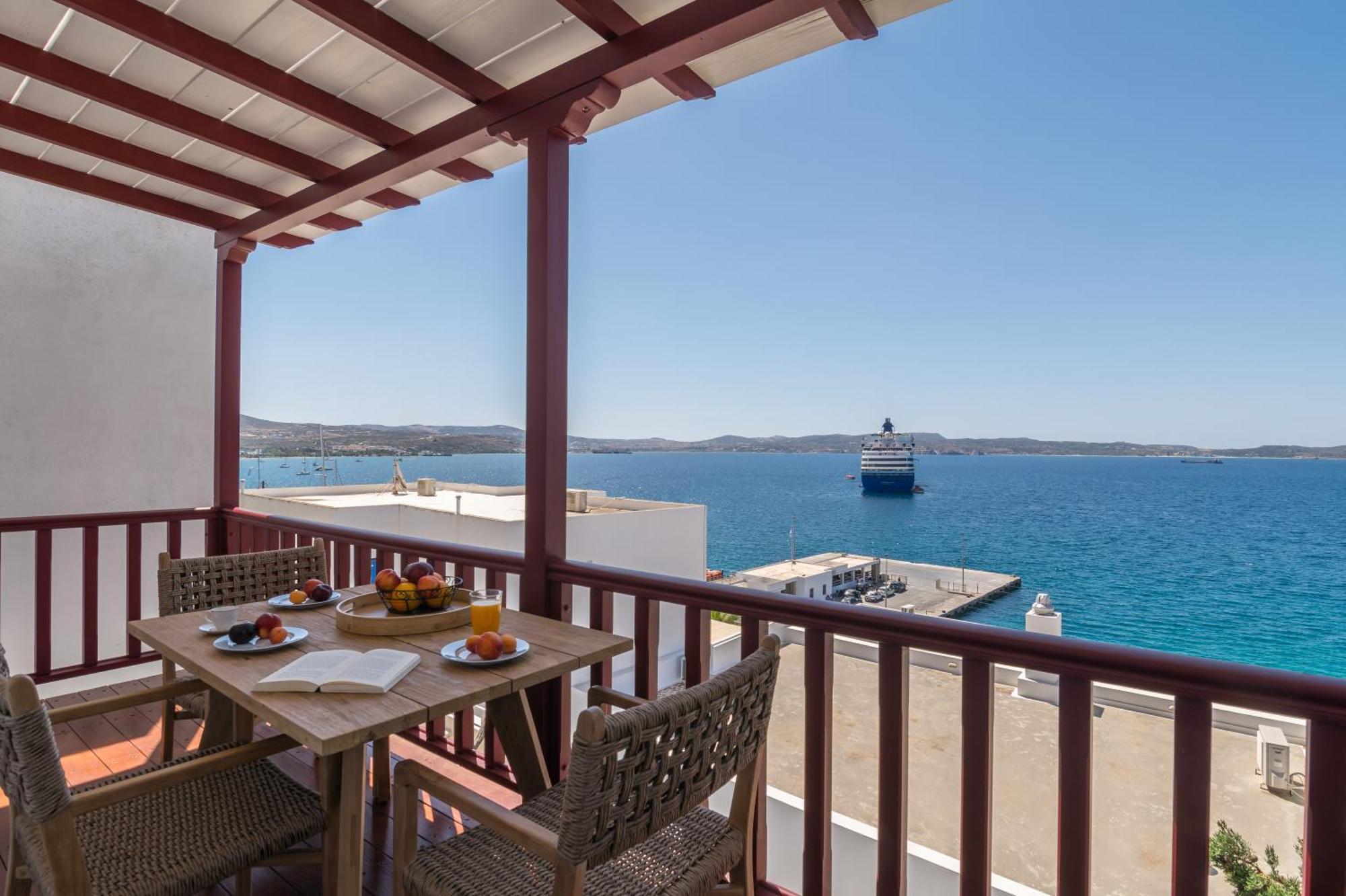 Vitalis Residences - Haven Suites Адамас Экстерьер фото